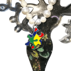 Pearl Type Beaded Bracelet with Autism Style Jigsaw Pendant